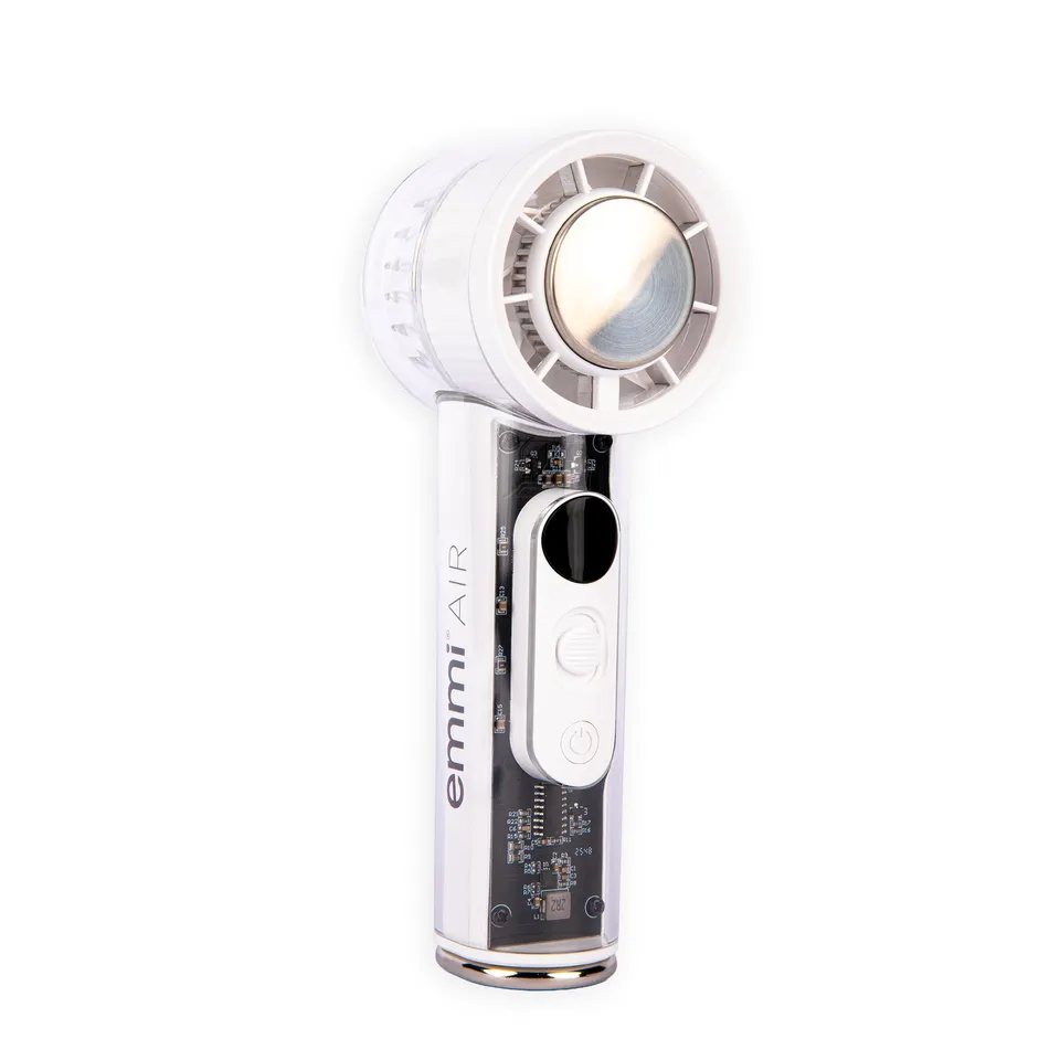 emmi-air-handheld-fan-tragbarer-ventilator-mit-extra-k-hlfunktion image 1